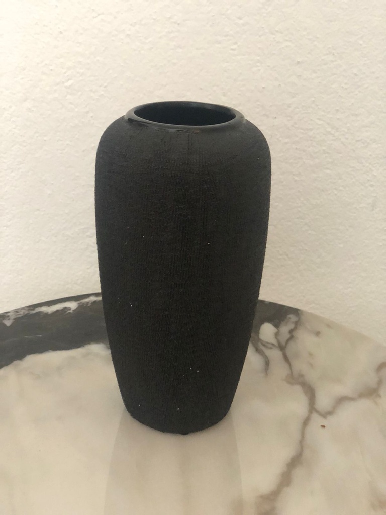 Florero Negro con textura