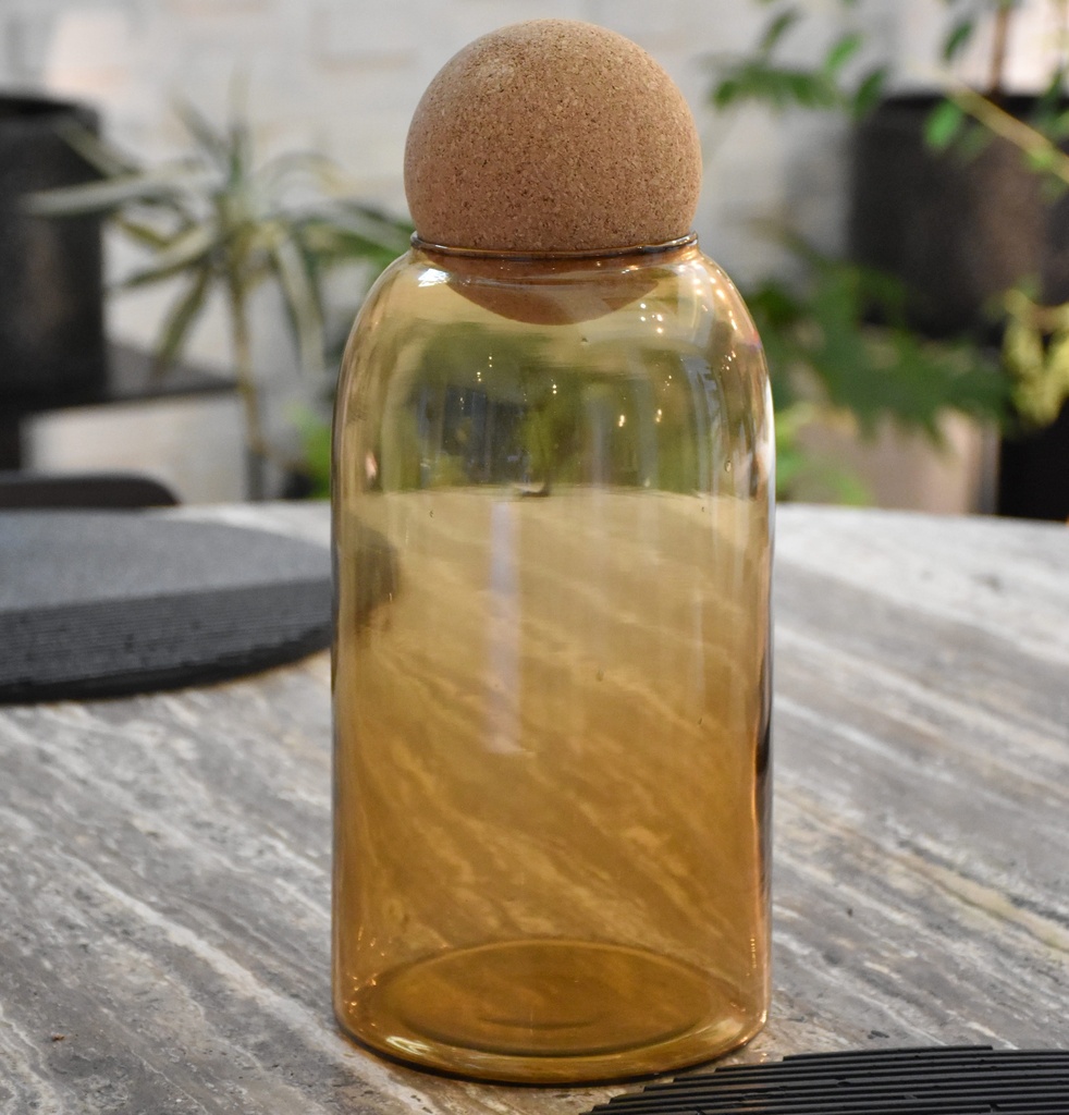 Caniester Grande color ambar