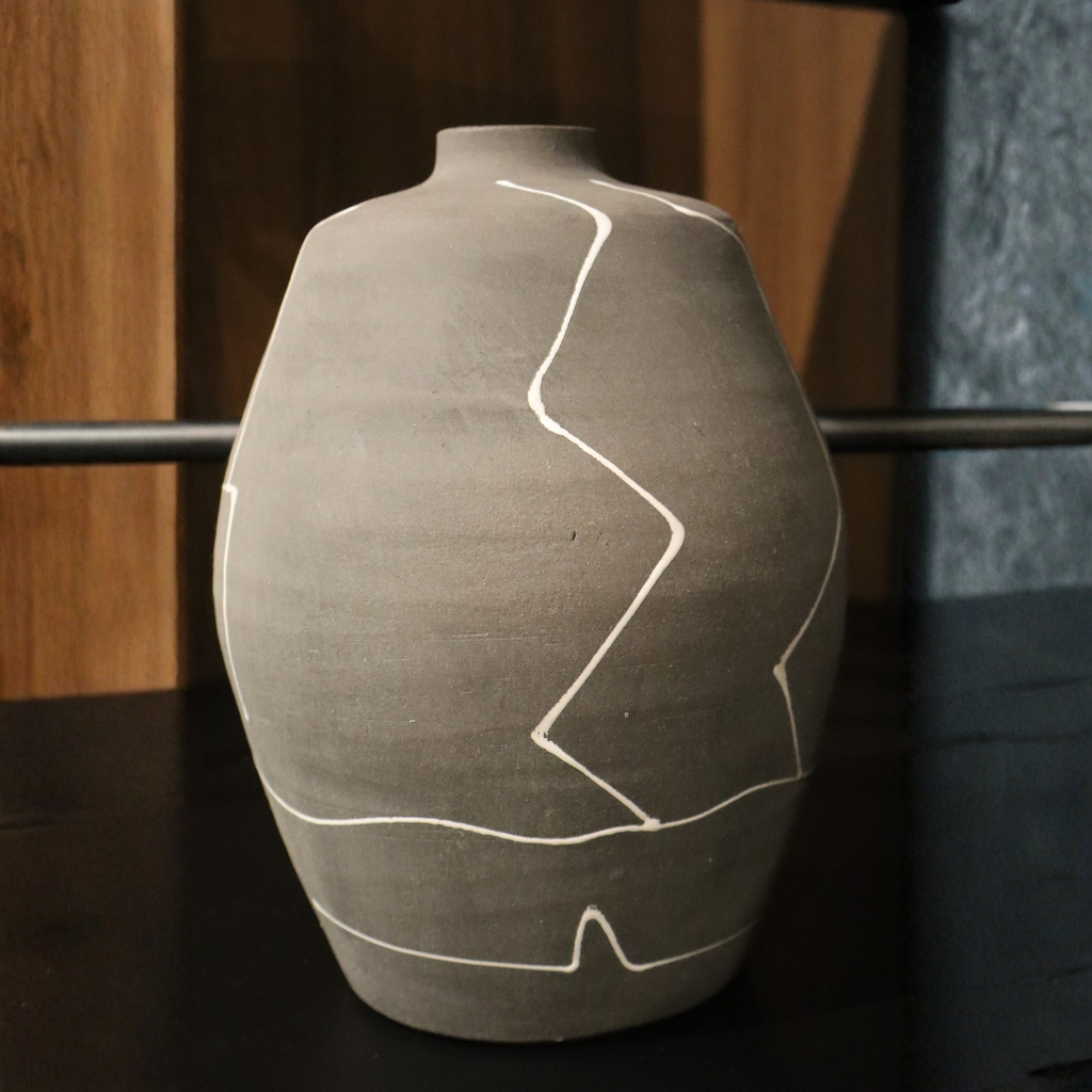 Florero de Barro Terracota Gris 