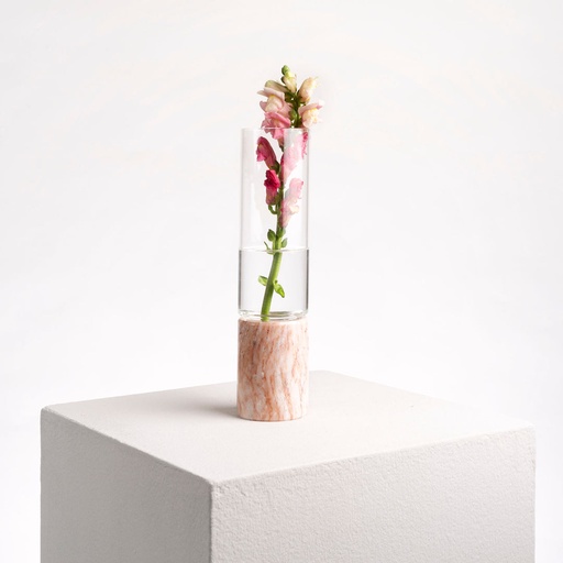 [D0039] Florero de vidrio y marmol rojo